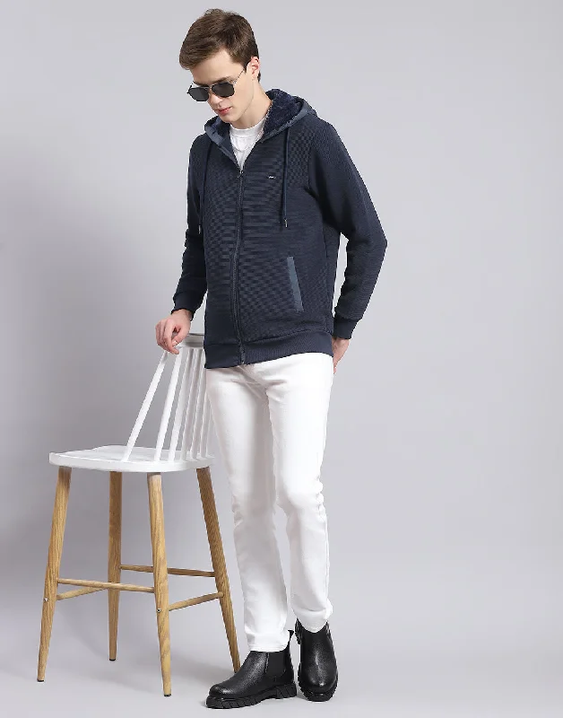 Men Navy Blue Solid Hooded Full Sleeve Sweatshirt